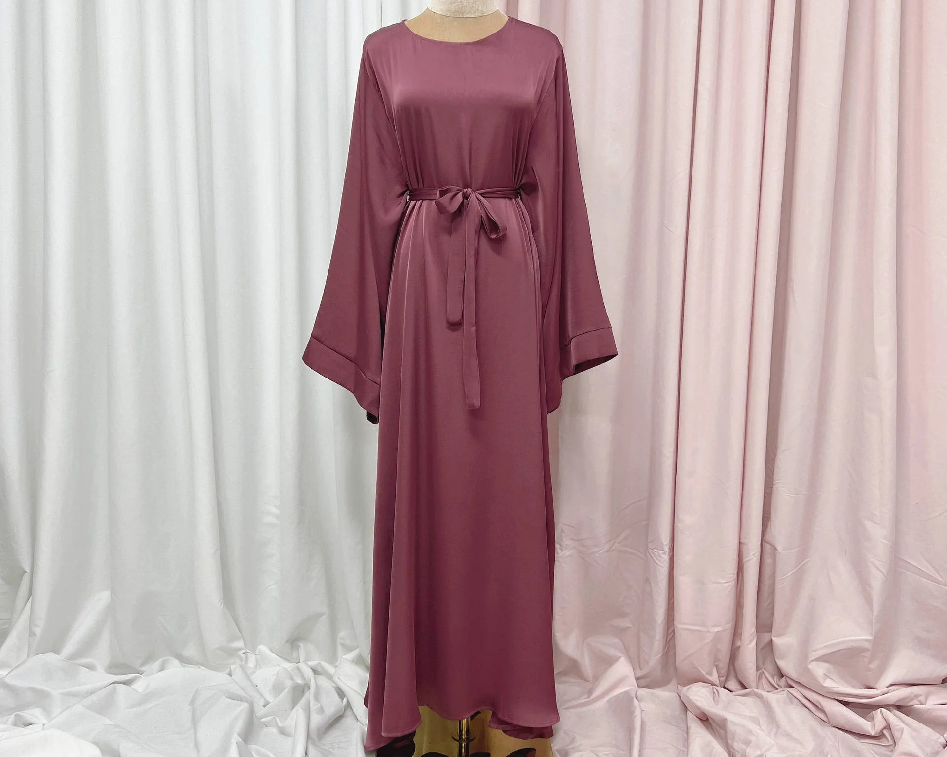 #503 Stain Closed Abaya with Pocket
