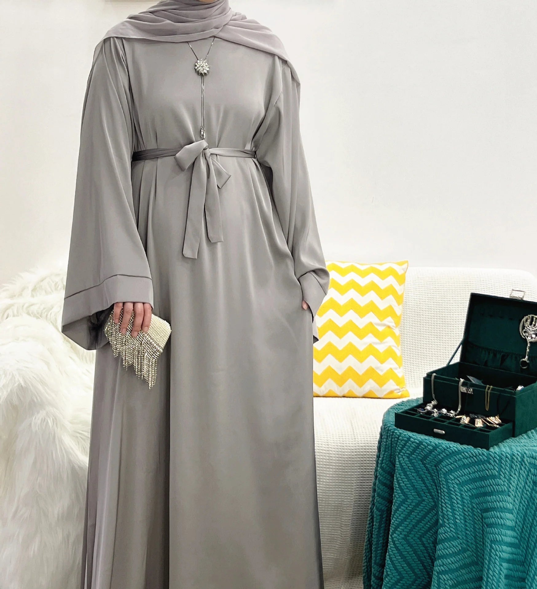 #503 Stain Closed Abaya with Pocket